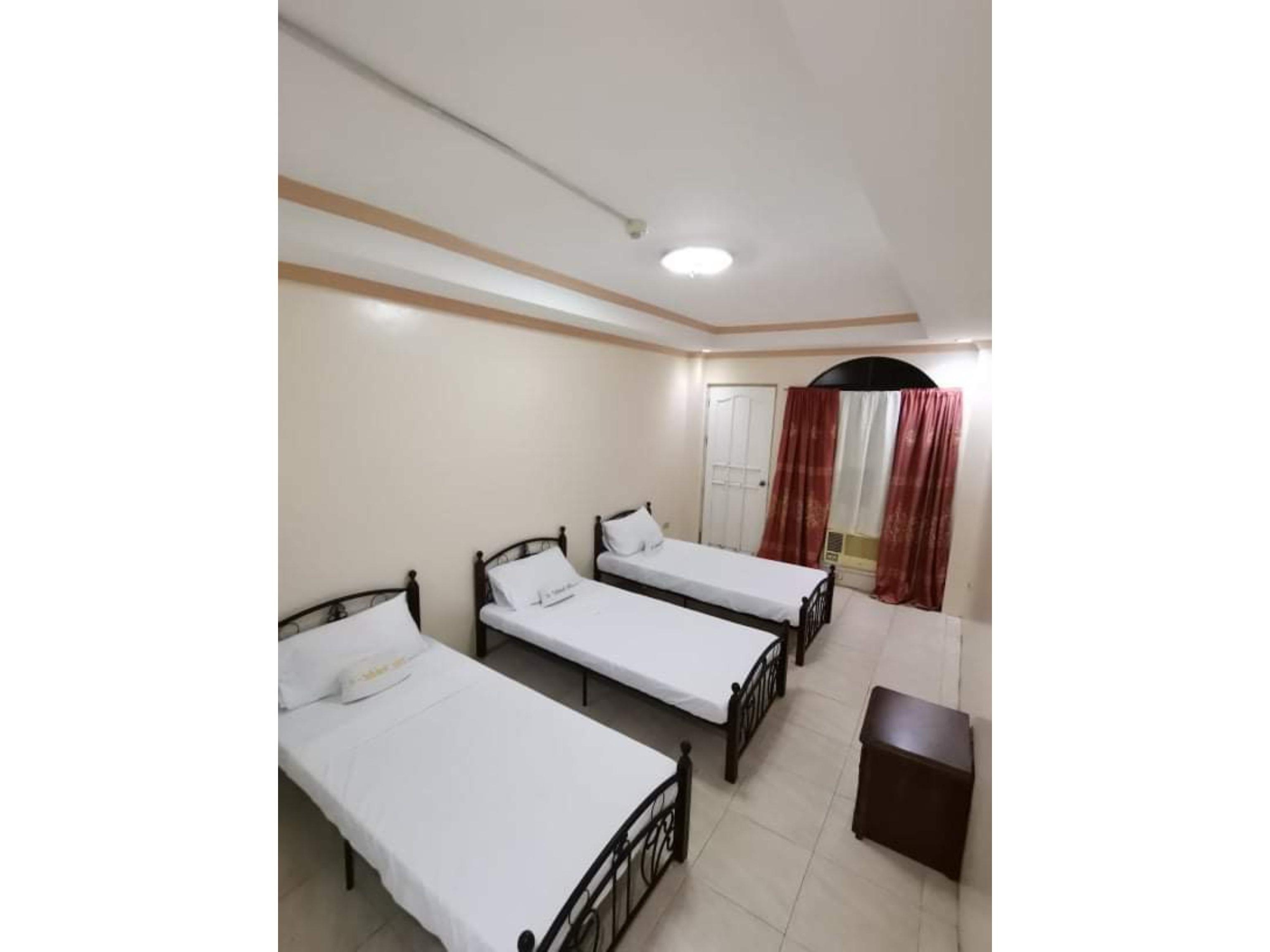 Oyo 799伊洛伊洛ddd栖息旅馆酒店 外观 照片